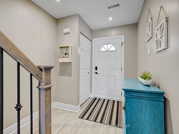 2nd image of 985 Limeridge Rd E #3