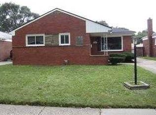 21721 Kenosha Ave, Oak Park, MI 48237