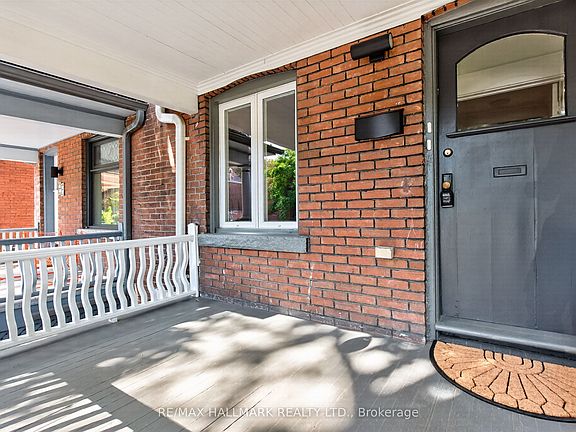 3rd image of 26 Pearson Ave