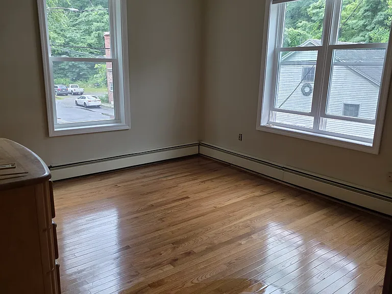 321 Woronoco Rd #B — Photo 8
