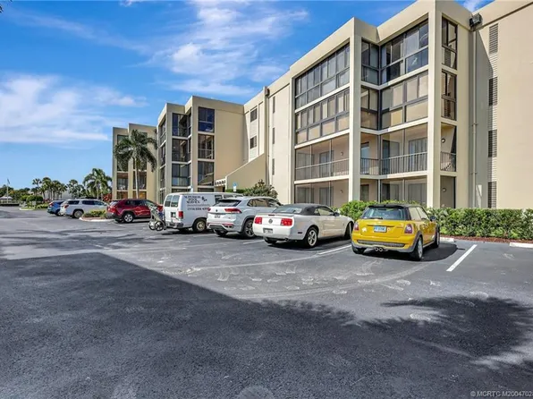 150 SE Four Winds Dr APT B303, Stuart, FL 34996