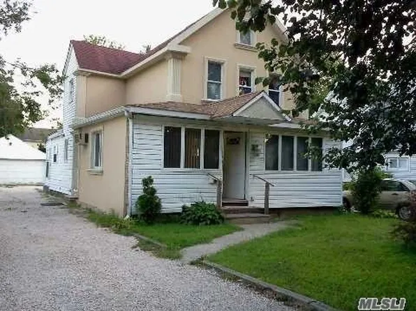 958 Pacific St, Baldwin, NY 11510