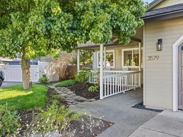 3579 Michael Park Dr, Medford, OR 97504