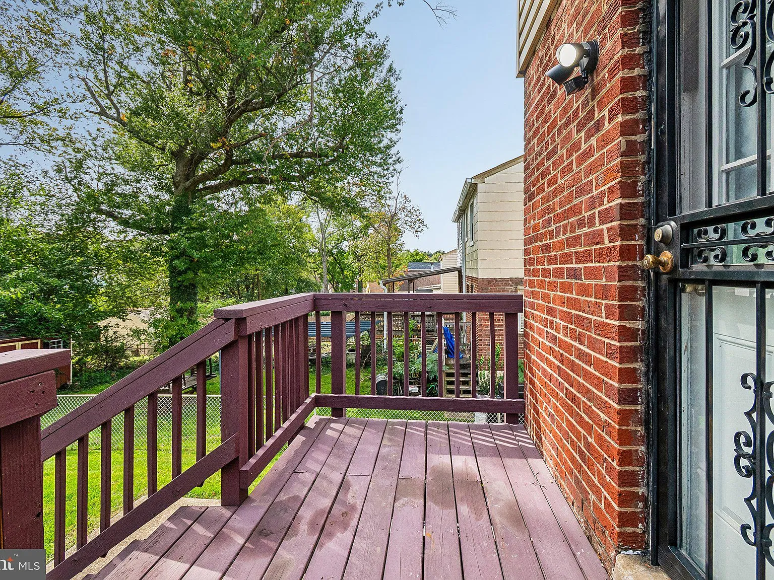 2 bed, 1.0 bath, 896 sqft, $1,800 — Photo 3