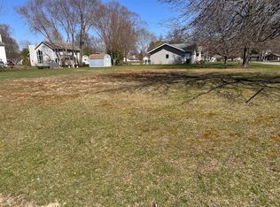 1785 Carriage Ln, Saint Joseph, MI