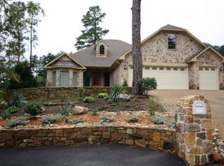 220 Lakewood Cir, Holly Lake Ranch, TX 75765