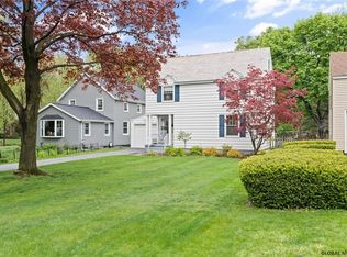 2305 Almeria Rd, Niskayuna, NY 12309