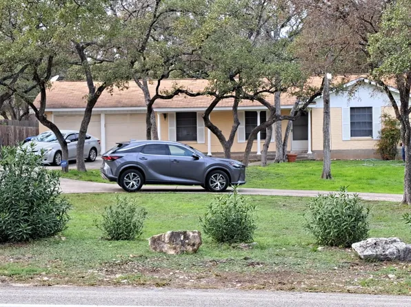 10215 Dreamland Dr, San Antonio, TX 78230