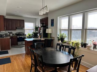 4453 N Troy St APT 3, Chicago, IL 60625