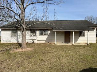 228A Flight Line Dr, Dothan, AL 36303