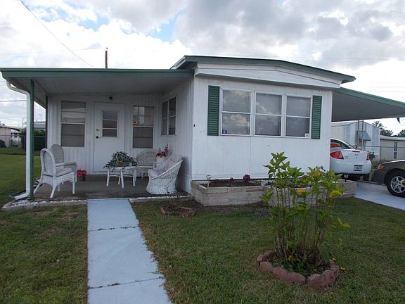 2nd image of 66 Violet Ln