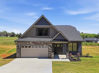 186 Refuge Church Rd, Central, SC 29630