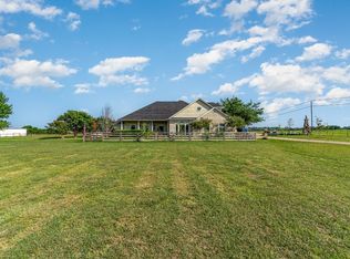 1221 W Chambers Dr, Italy, TX 76651