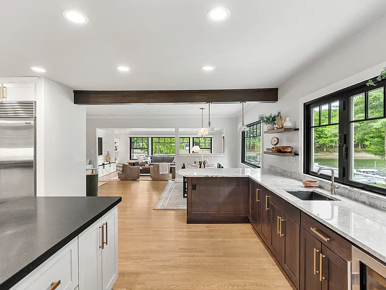 6 Sagamore Grv — Photo 47
