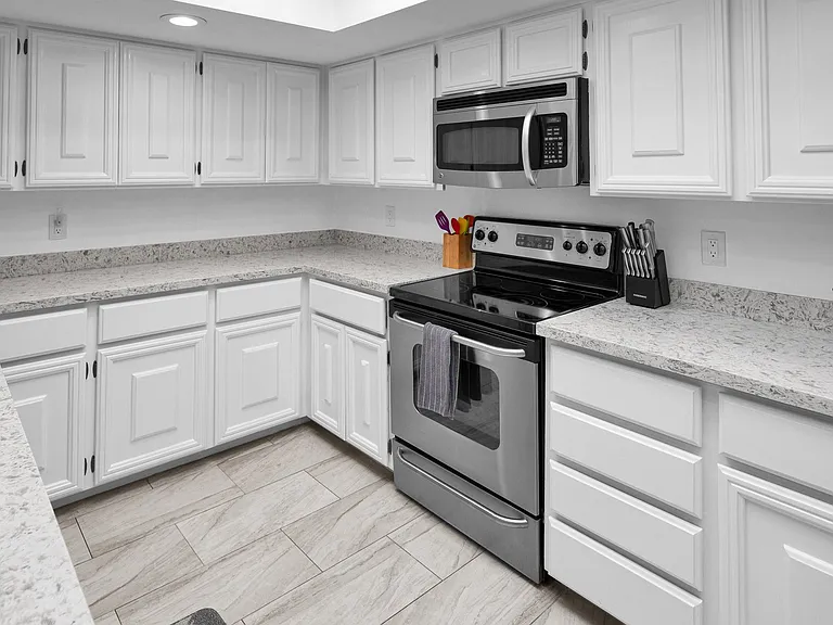 8095 E Via Del Desierto — Photo 15