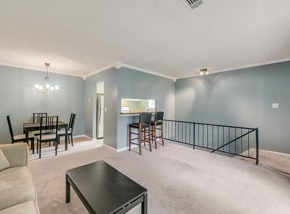 3rd image of 3947 N Quail Ln #4