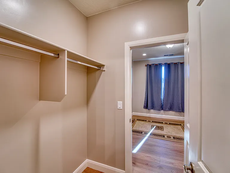 1544 N Daylight St — Photo 14