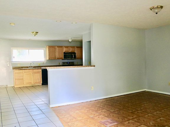 3rd image of 4179 Arbury Ln