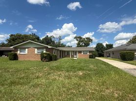 264 N Evans Cir, Deltona, FL
