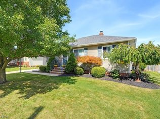 11052 Naomi Dr, Parma, OH 44130