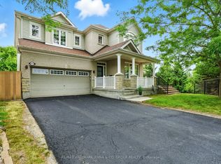 2649 Fallingwater Cir, Ottawa, ON K2J 0R6