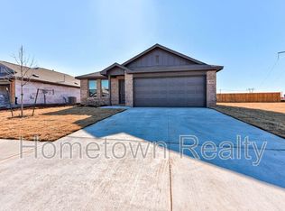 9729 NW 124th St, Yukon, OK 73099