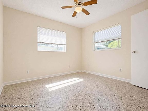 5th image of 2028 Rollins Dr SE