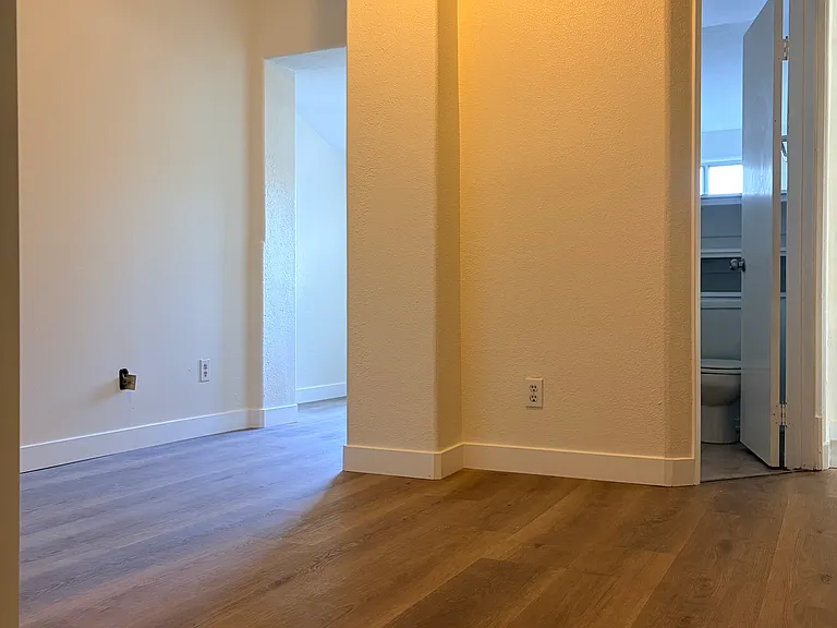 1841 S Sierra Vista Ave — Photo 6