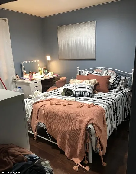 129 Linden Ave — Photo 6