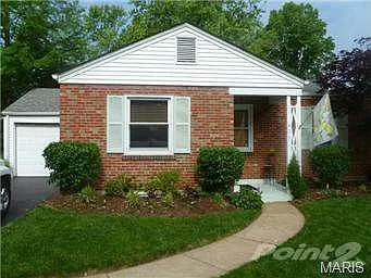 831 Pine Tree Ln photo 1