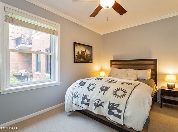 5th image of 4017 N Clarendon Ave APT 2E