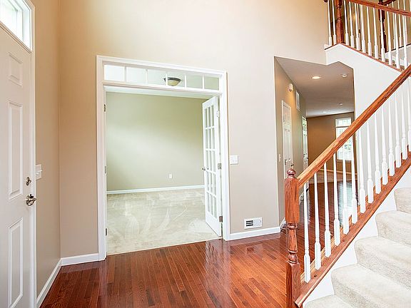 2nd image of 5112 Riverview Dr