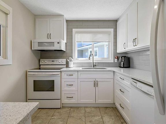 3rd image of 200 N Shawnessy Dr SW #76