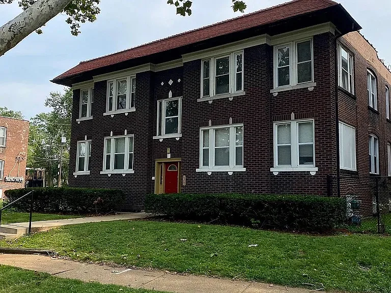 2 bed, 1000 sqft, $1,400 — Photo 1