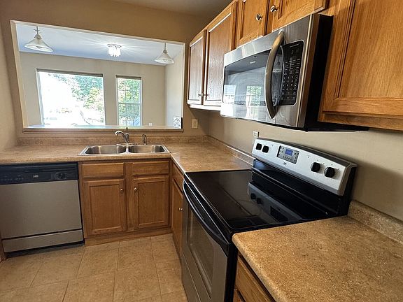 2nd image of 18 Smithwheel Rd APT 62