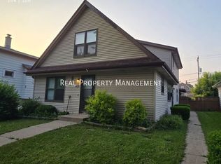 1426A Missouri Ave, South Milwaukee, WI 53172