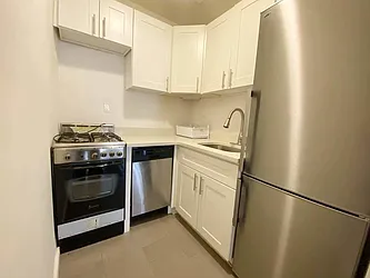 Rented by Ethan Blinder, LREB