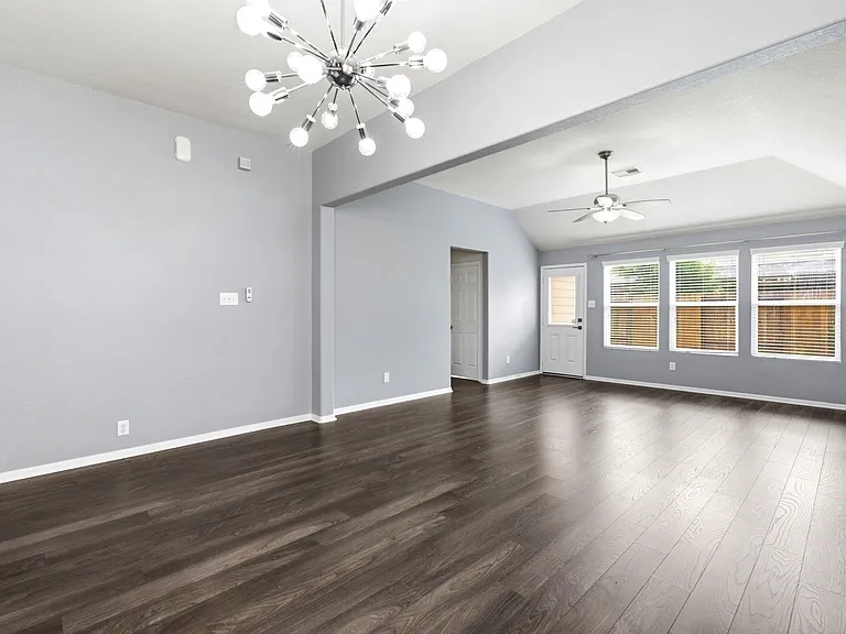 15002 Miller Meadows Ln — Photo 14