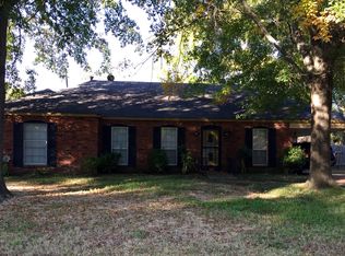 5068 Darlington Dr, Memphis, TN 38118