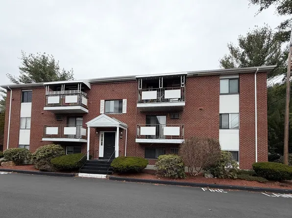 50 Colonial Dr Unit 8, Andover, MA 01810