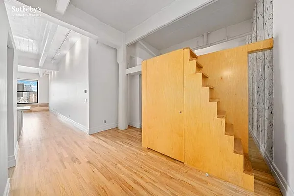 Rented by Sotheby's International Realty | media 16