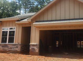 290 Anderson St, Rocky Mount, VA 24151