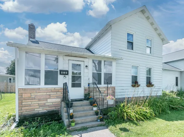 414 Lake St, Baraboo, WI 53913