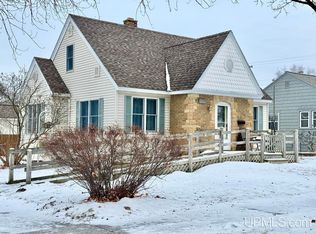 1524 8th Ave S, Escanaba, MI 49829