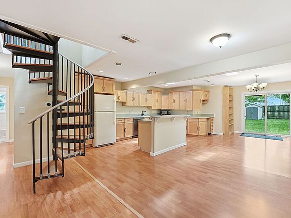 5th image of 7605 Fisher Dr