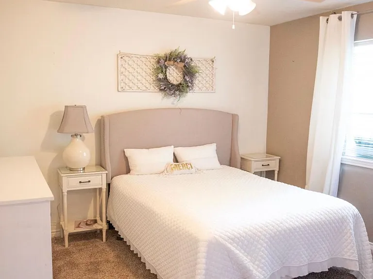 2421 Bonham Trl — Photo 16