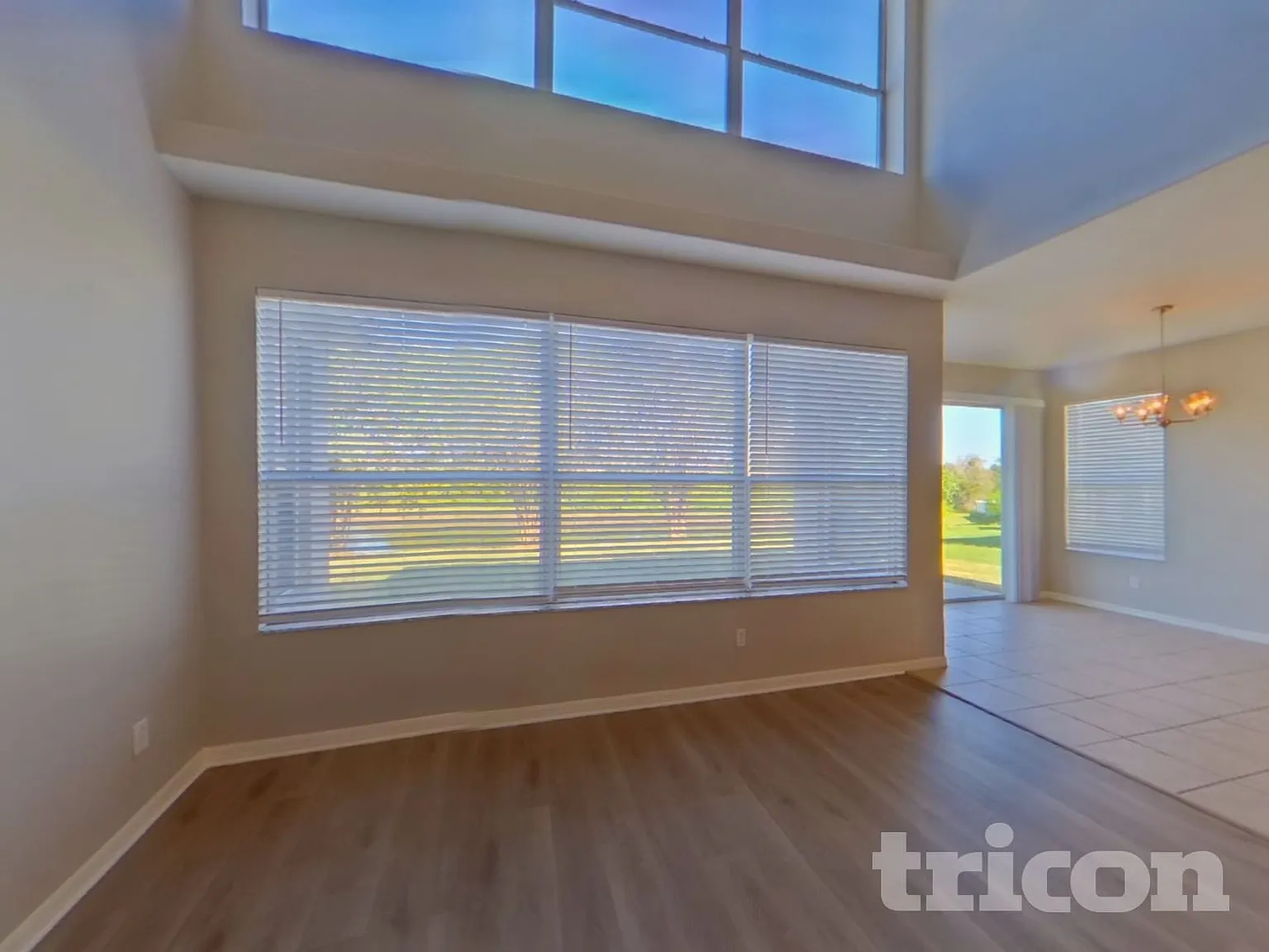 6720 Guilford Crest Drive Apollo Beach FL — Photo 2