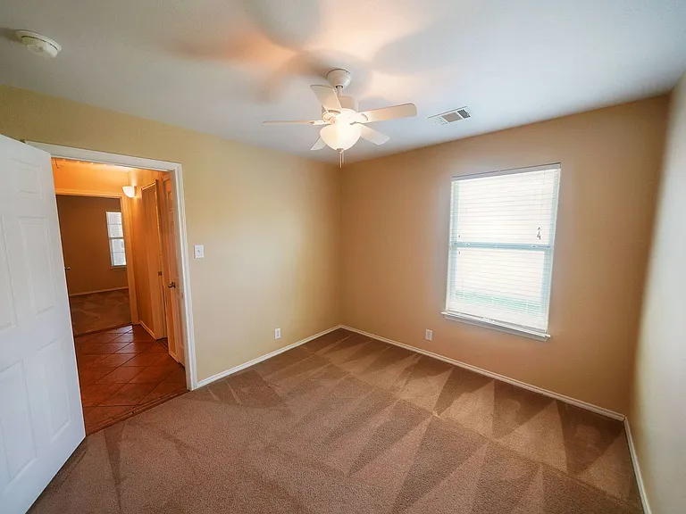320 Longhorn Way — Photo 25