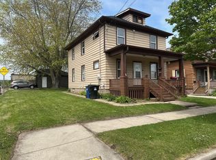 1602 Edgewood Ave, Racine, WI 53404