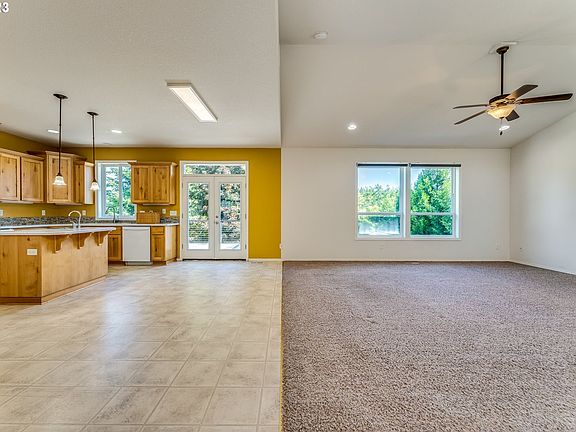 2nd image of 18508 NE Gabriel Rd